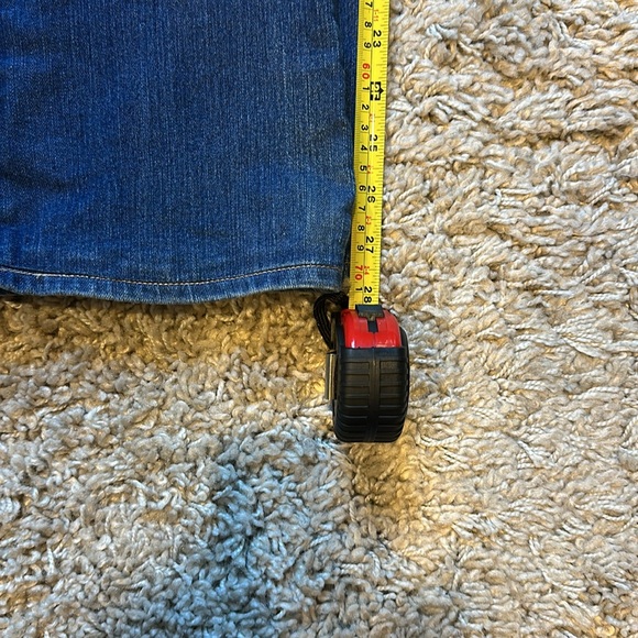 Paige Skyline Boot Petite Denim 25 - very good condition- 28ish inch inseam - Picture 6 of 7